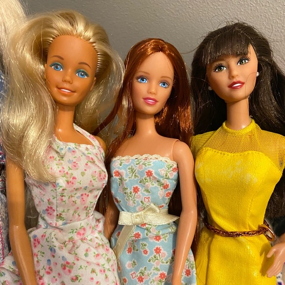 LIKE ❤️ this post to be notified of upcoming Posh Shows at The Barbie Ranch - Picture 4 of 16